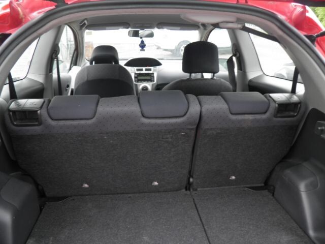 2011 Toyota Yaris in Barton, MD 21521 - 18022388 5