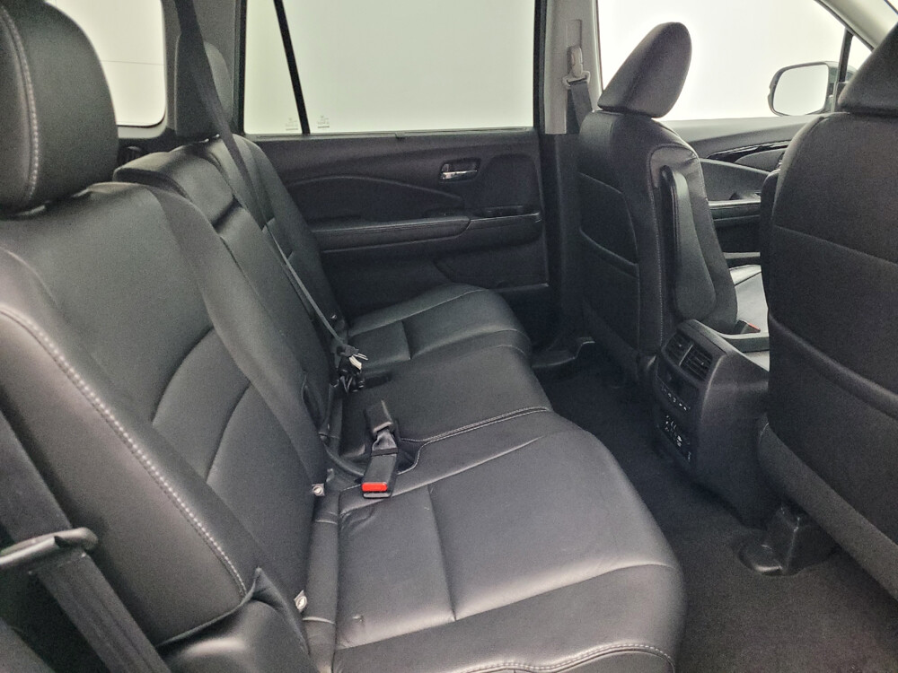 2017 Honda Pilot in Miami, FL 33157 - 18022469 19