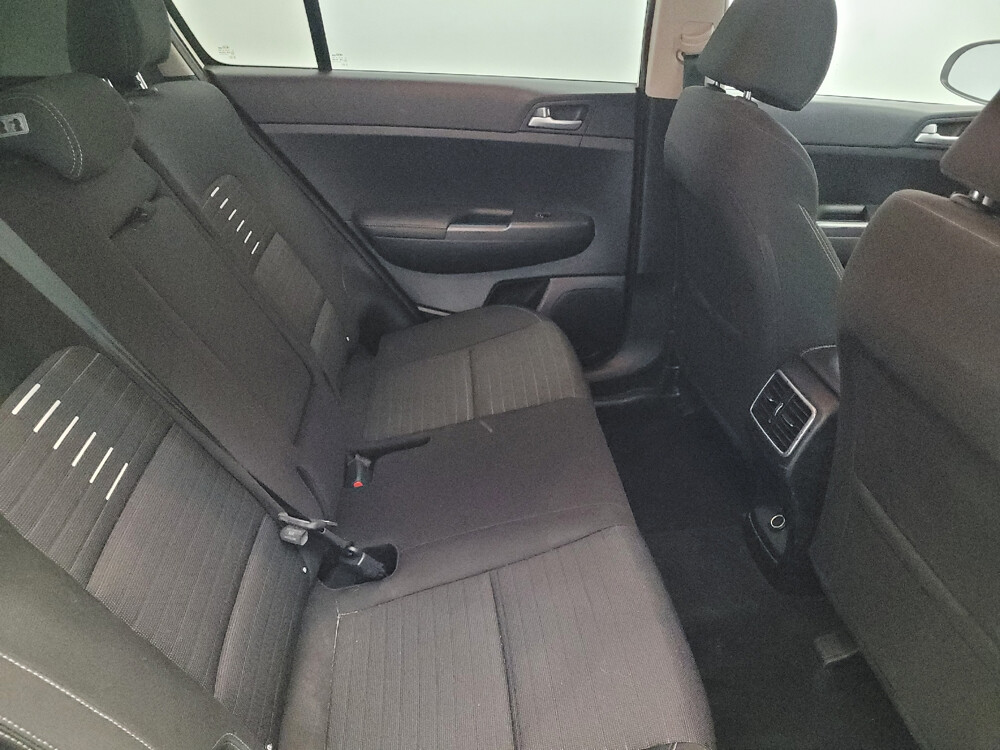 2018 Kia Sportage in Temple Hills, MD 20746 - 18022559 19