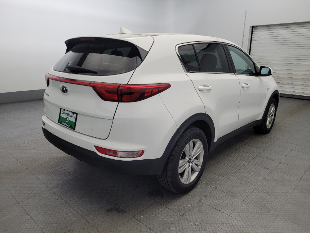 2018 Kia Sportage in Temple Hills, MD 20746 - 18022559 9