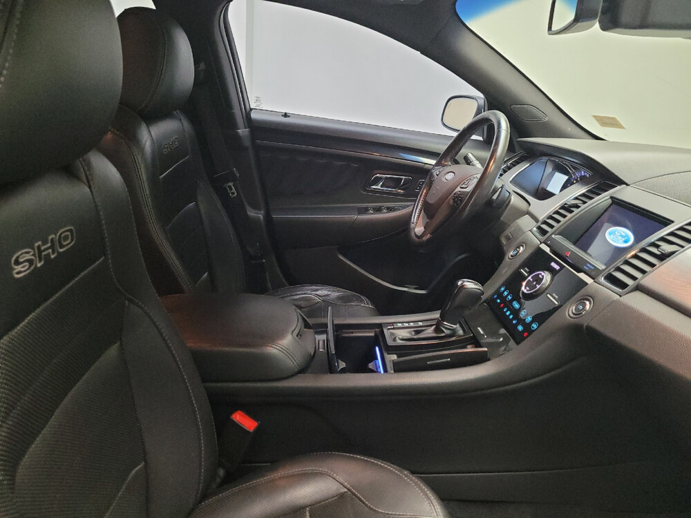 2018 Ford Taurus in Eastpointe, MI 48021 - 18022588 21