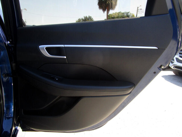 2021 Hyundai Sonata in Tampa, FL 33604-6914 - 18022788 16