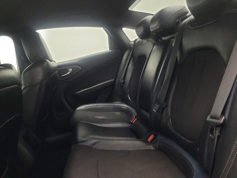 2015 Chrysler 200 in Chattanooga, TN 37421 - 18022825 18