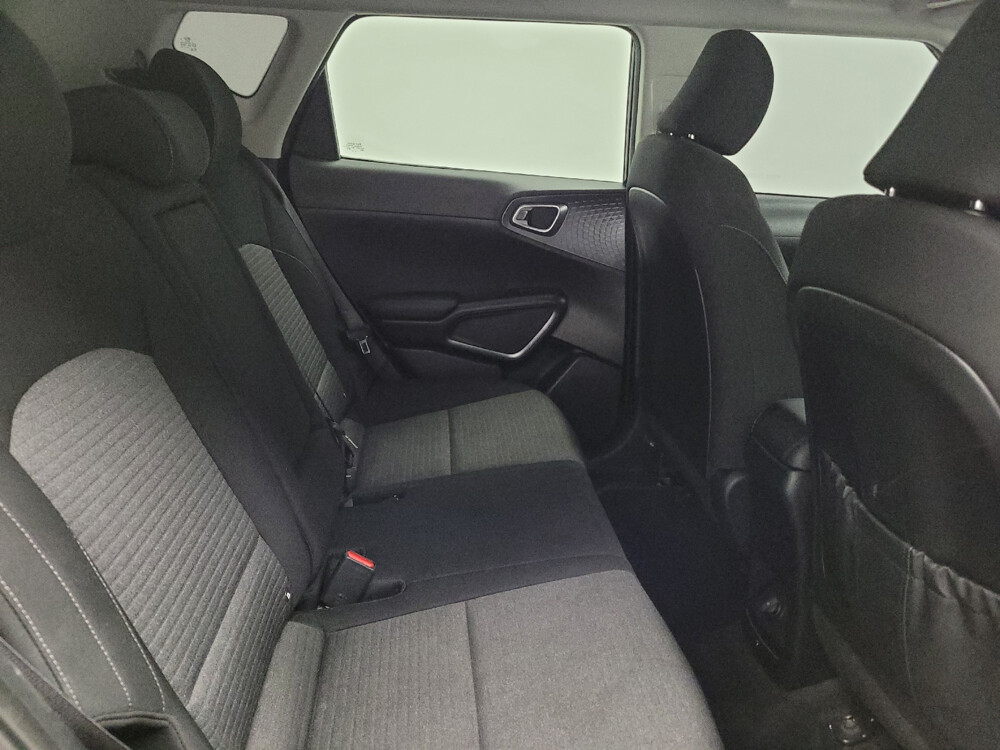2021 Kia Soul in Memphis, TN 38115 - 18022918 19
