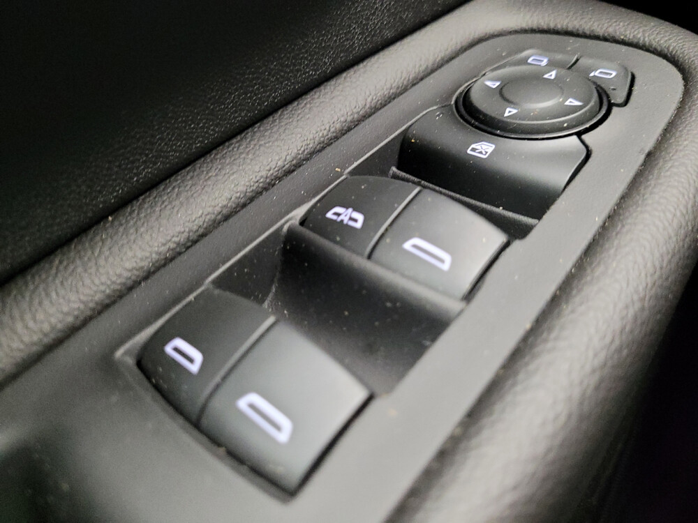 2020 GMC Terrain in Eastpointe, MI 48021 - 18023034 27