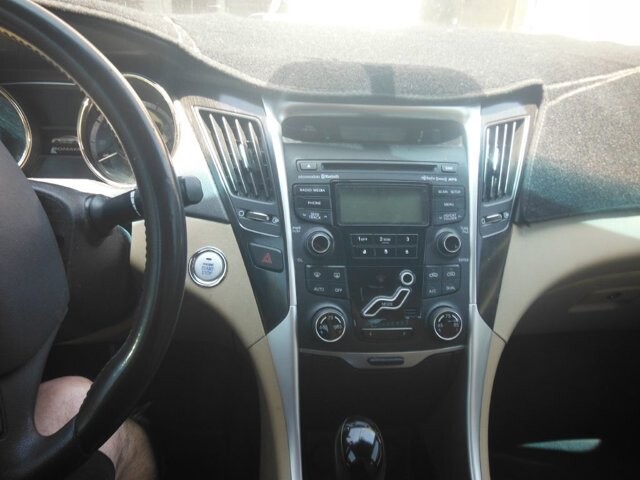 2013 Hyundai Sonata in Holiday, FL 34690 - 18023189 8