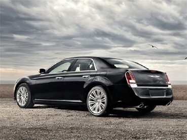 2013 Chrysler 300 in Troy, IL 62294-1376