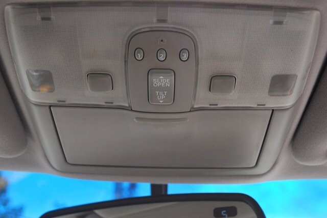 2005 Lexus ES 330 in Birmingham, AL 35215 - 18023201 11