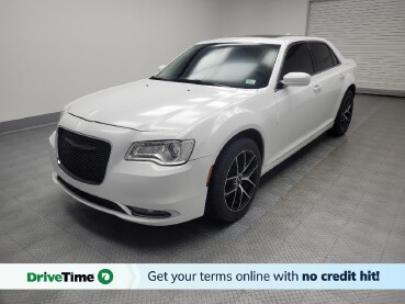 2016 Chrysler 300 in Highland, IN 46322