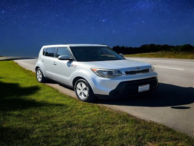 2014 Kia Soul in COSTA MESA, CA 92626 - 18023442 4