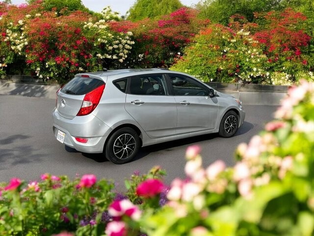 2017 Hyundai Accent in COSTA MESA, CA 92626 - 18023445 4