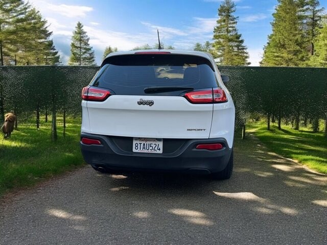 2015 Jeep Cherokee in COSTA MESA, CA 92626 - 18023448 11
