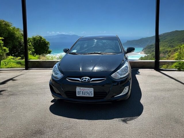 2013 Hyundai Accent in COSTA MESA, CA 92626 - 18023449 3