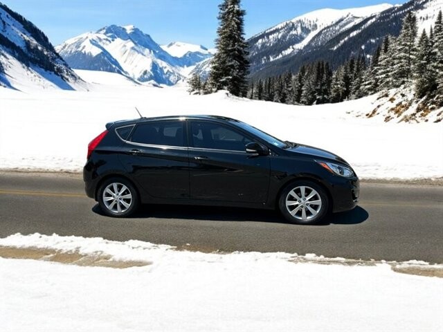2013 Hyundai Accent in COSTA MESA, CA 92626 - 18023449 5