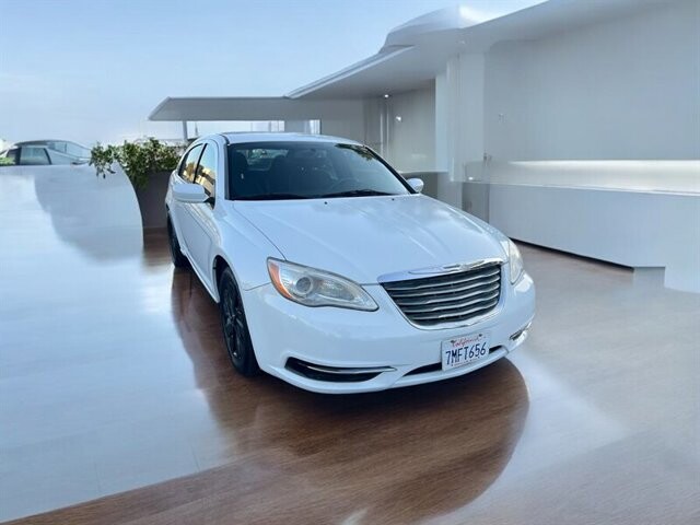 2014 Chrysler 200 in COSTA MESA, CA 92626 - 18023452 6