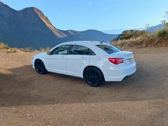 2014 Chrysler 200 in COSTA MESA, CA 92626 - 18023452 2