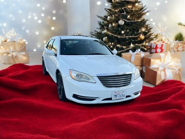 2014 Chrysler 200 in COSTA MESA, CA 92626 - 18023452 3