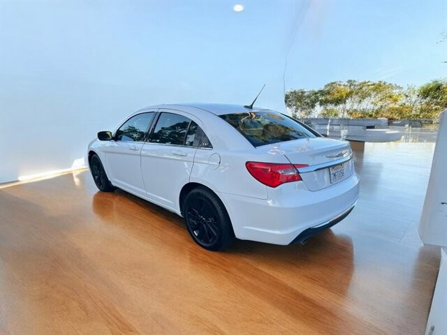 2014 Chrysler 200 in COSTA MESA, CA 92626 - 18023452 10