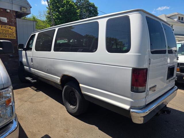 2011 Ford E-350 and Econoline 350 in Blauvelt, NY 10913 - 18023483 5