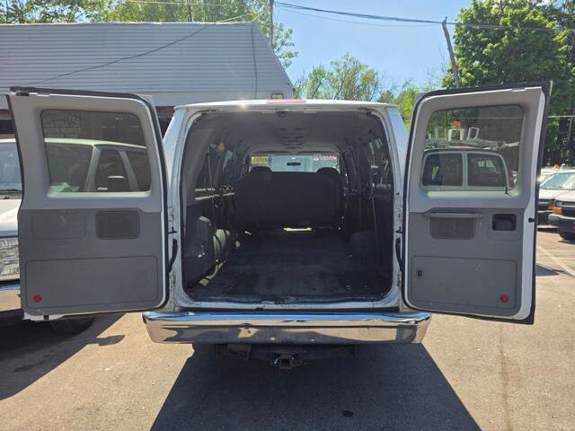 2011 Ford E-350 and Econoline 350 in Blauvelt, NY 10913 - 18023483 16