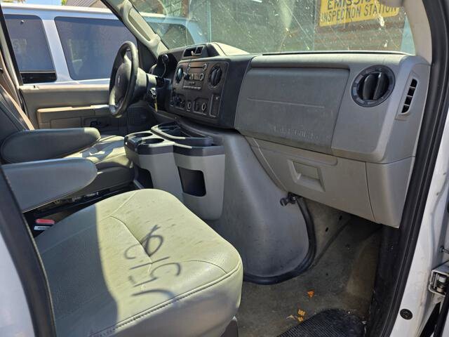 2011 Ford E-350 and Econoline 350 in Blauvelt, NY 10913 - 18023483 30