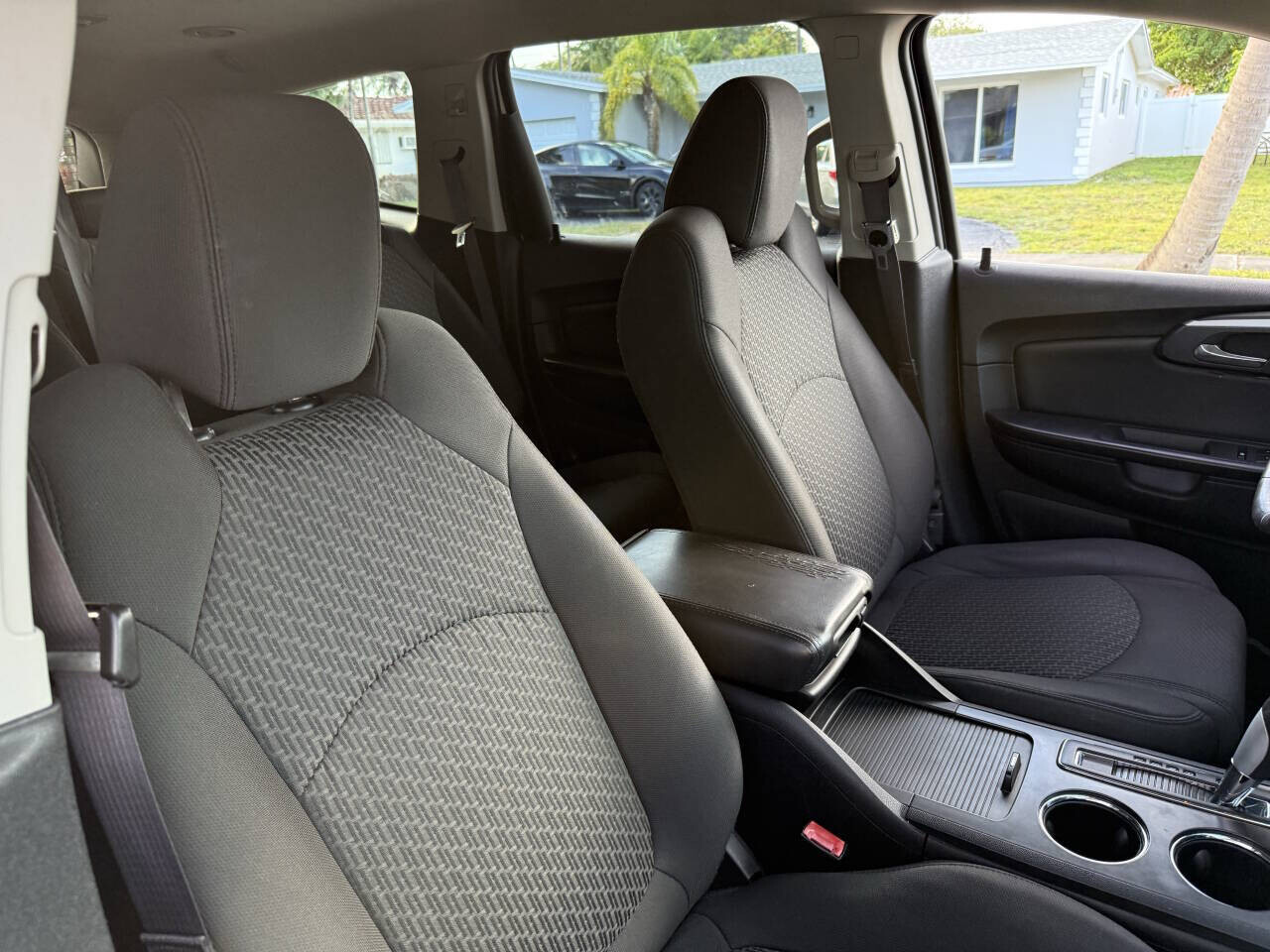 2012 Chevrolet Traverse in Hollywood, FL 33023-1906 - 18023562 20