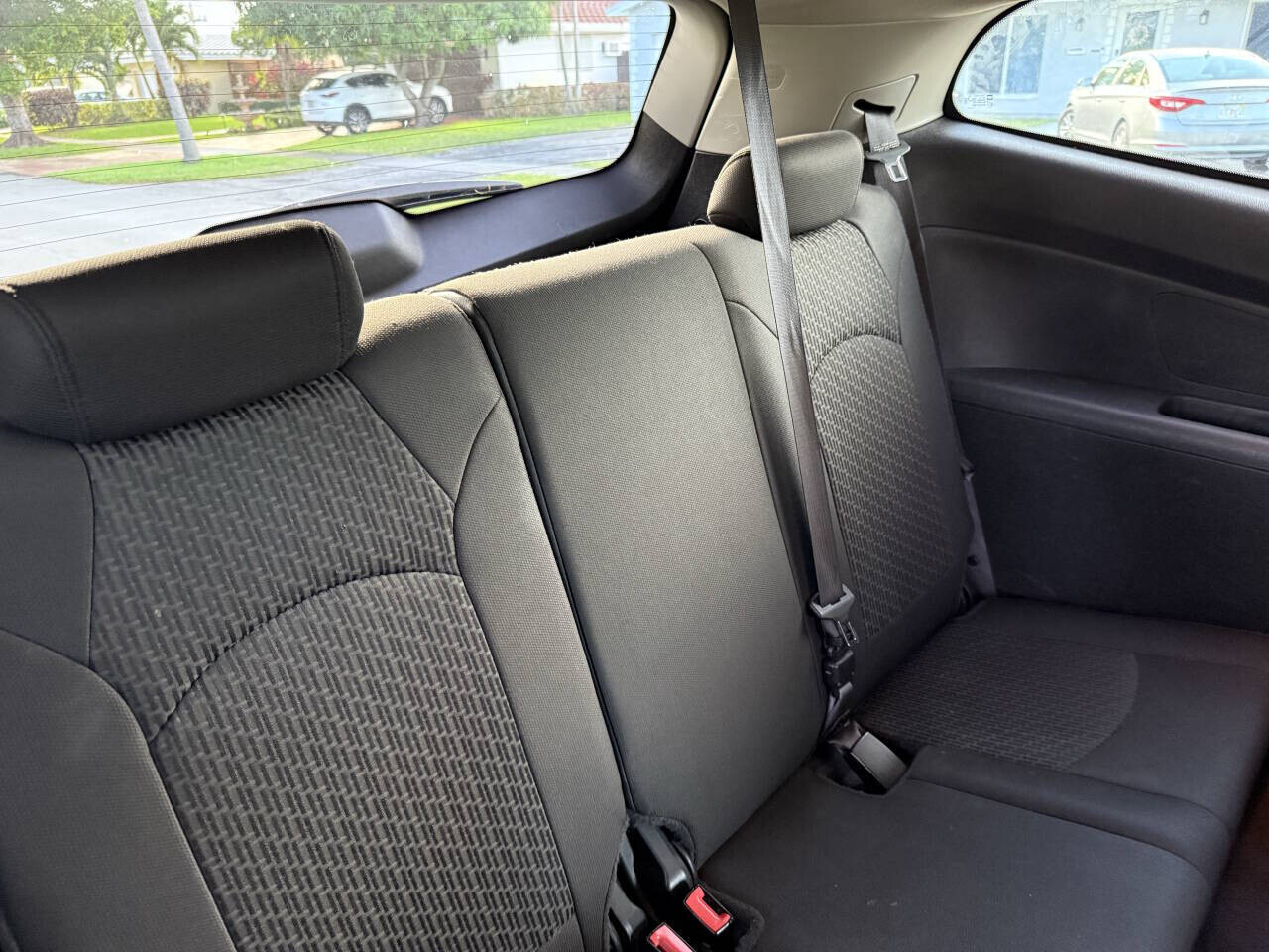 2012 Chevrolet Traverse in Hollywood, FL 33023-1906 - 18023562 18