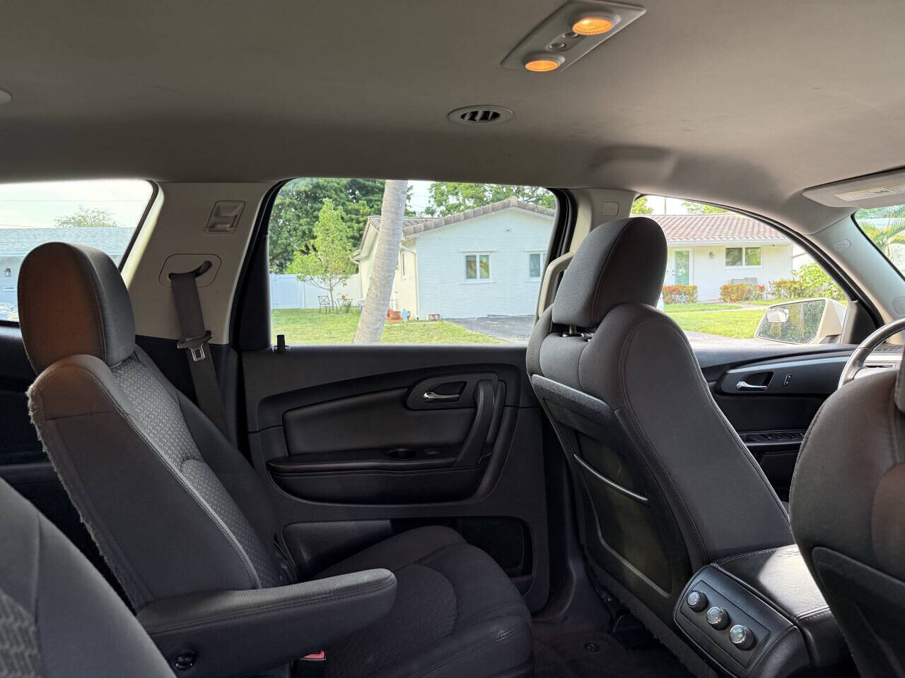 2012 Chevrolet Traverse in Hollywood, FL 33023-1906 - 18023562 17