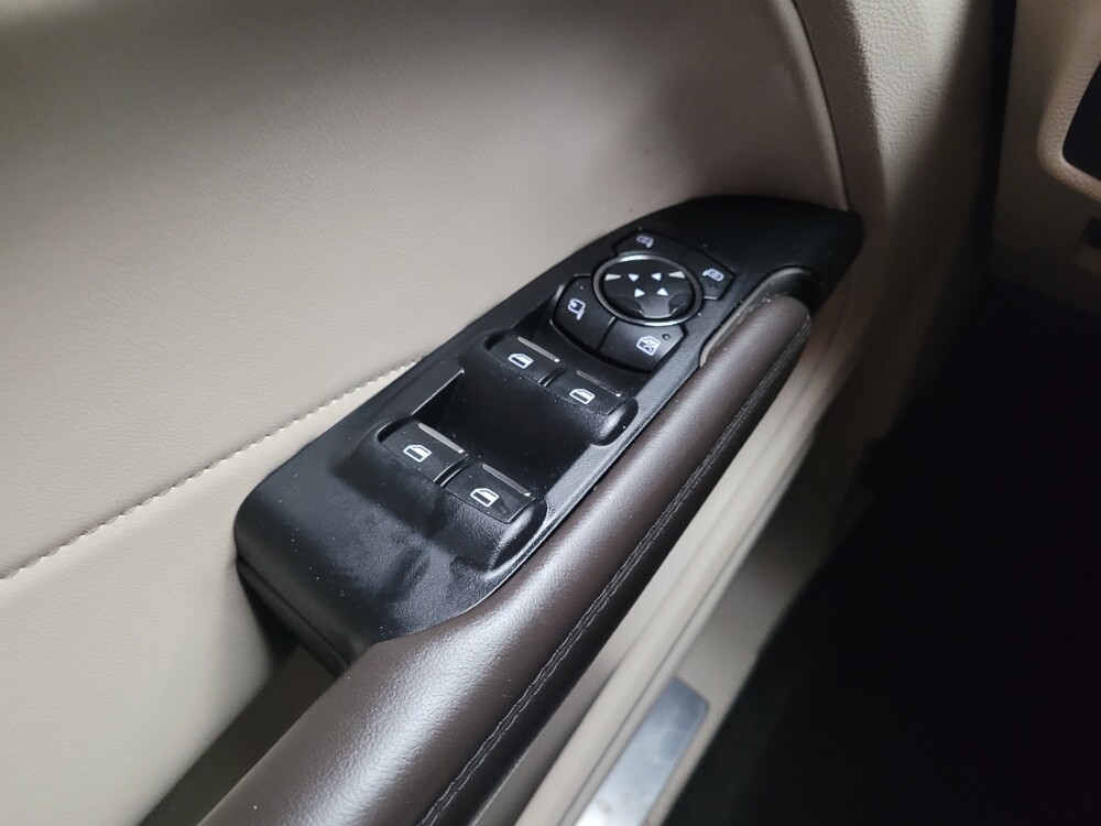 2018 Lincoln MKC in Columbus, OH 43228 - 18023923 27