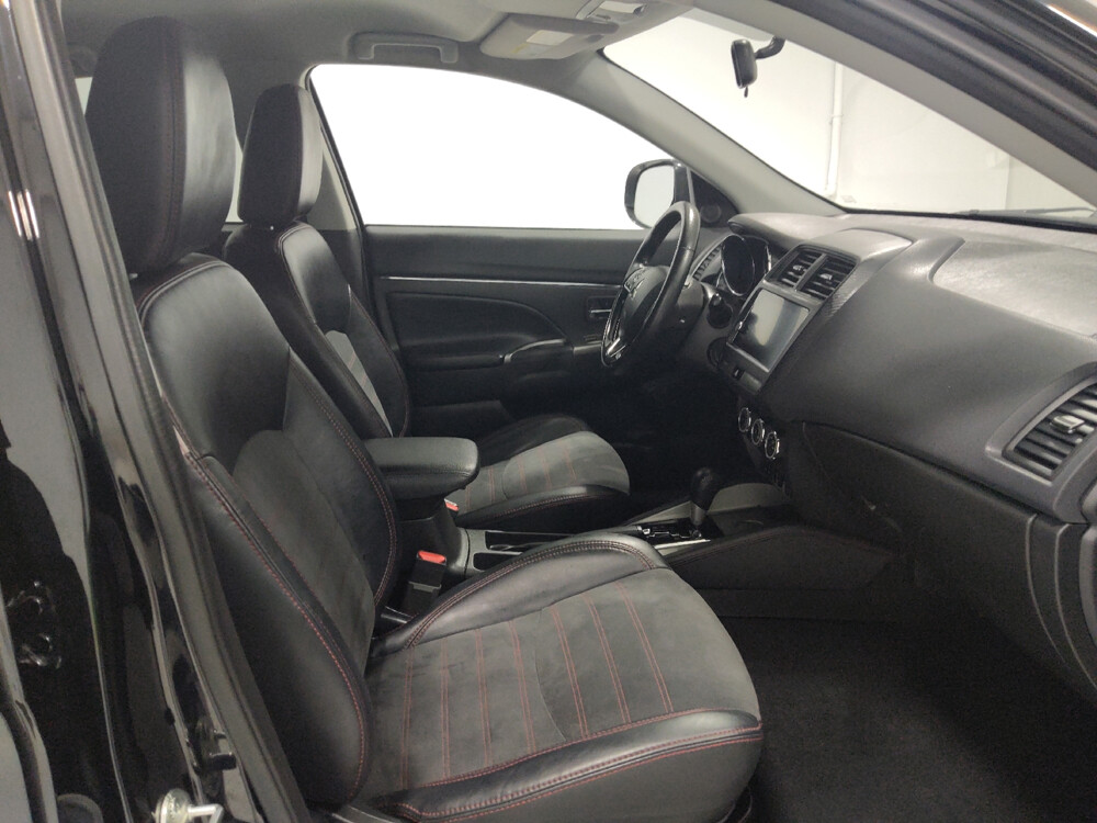 2018 Mitsubishi Outlander Sport in Columbus, OH 43228 - 18024156 20