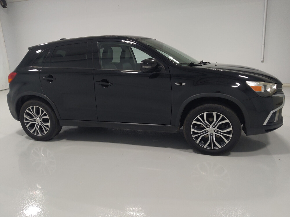 2018 Mitsubishi Outlander Sport in Columbus, OH 43228 - 18024156 11