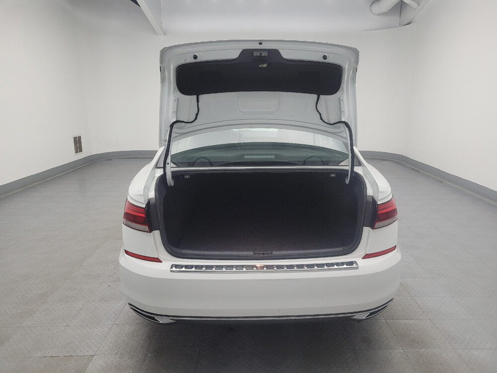 2022 Volkswagen Passat in Maple Heights, OH 44137 - 18024446 29