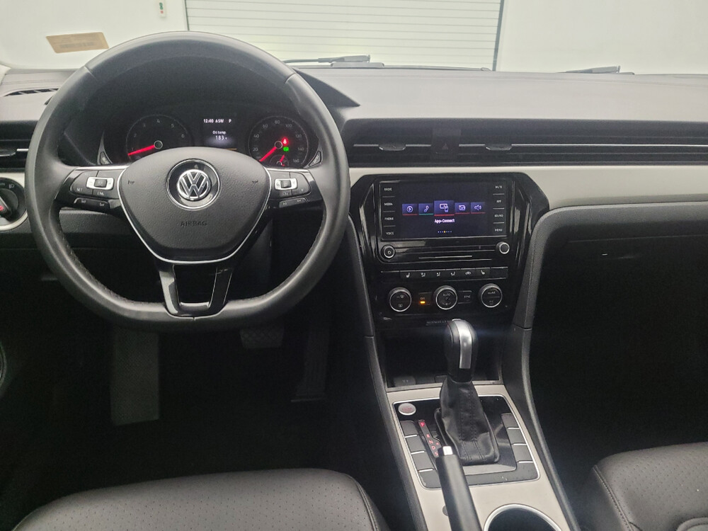 2022 Volkswagen Passat in Maple Heights, OH 44137 - 18024446 22