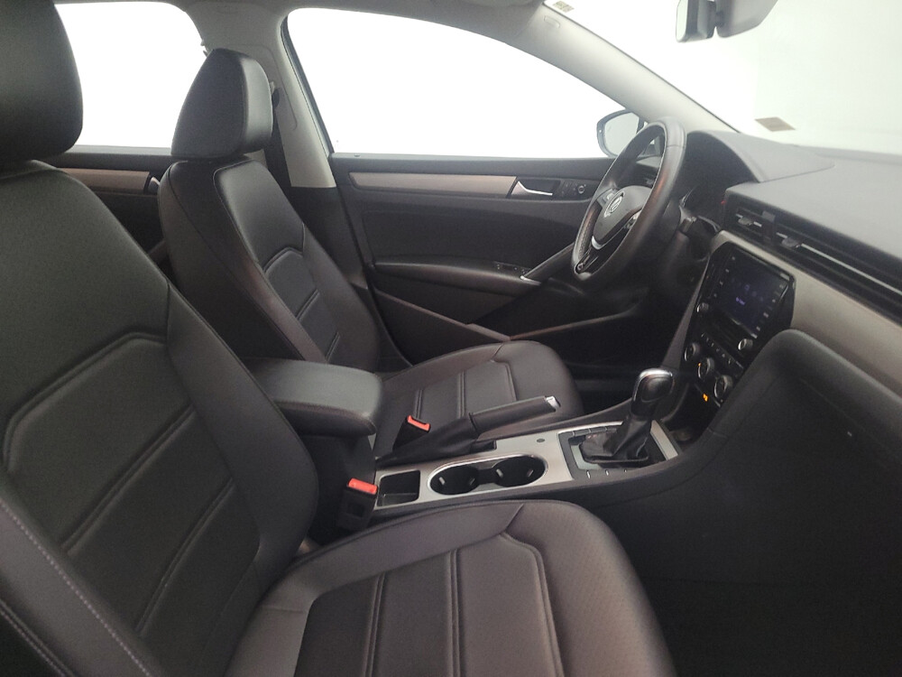 2022 Volkswagen Passat in Maple Heights, OH 44137 - 18024446 21