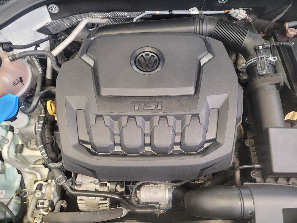 2022 Volkswagen Passat in Maple Heights, OH 44137 - 18024446 30