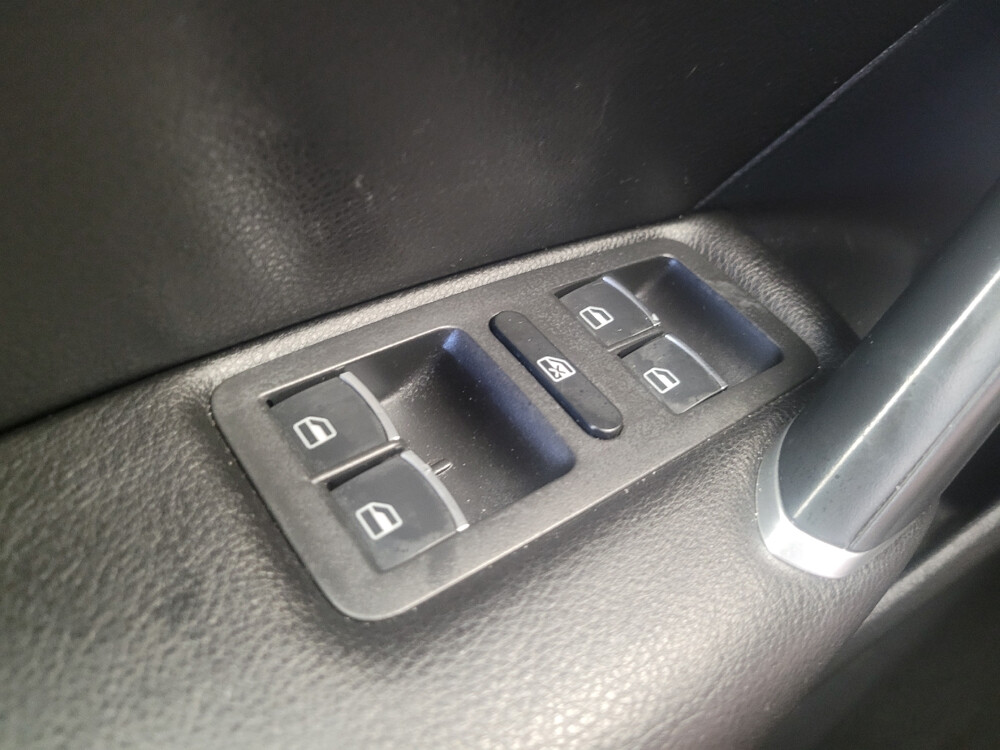 2022 Volkswagen Passat in Maple Heights, OH 44137 - 18024446 27