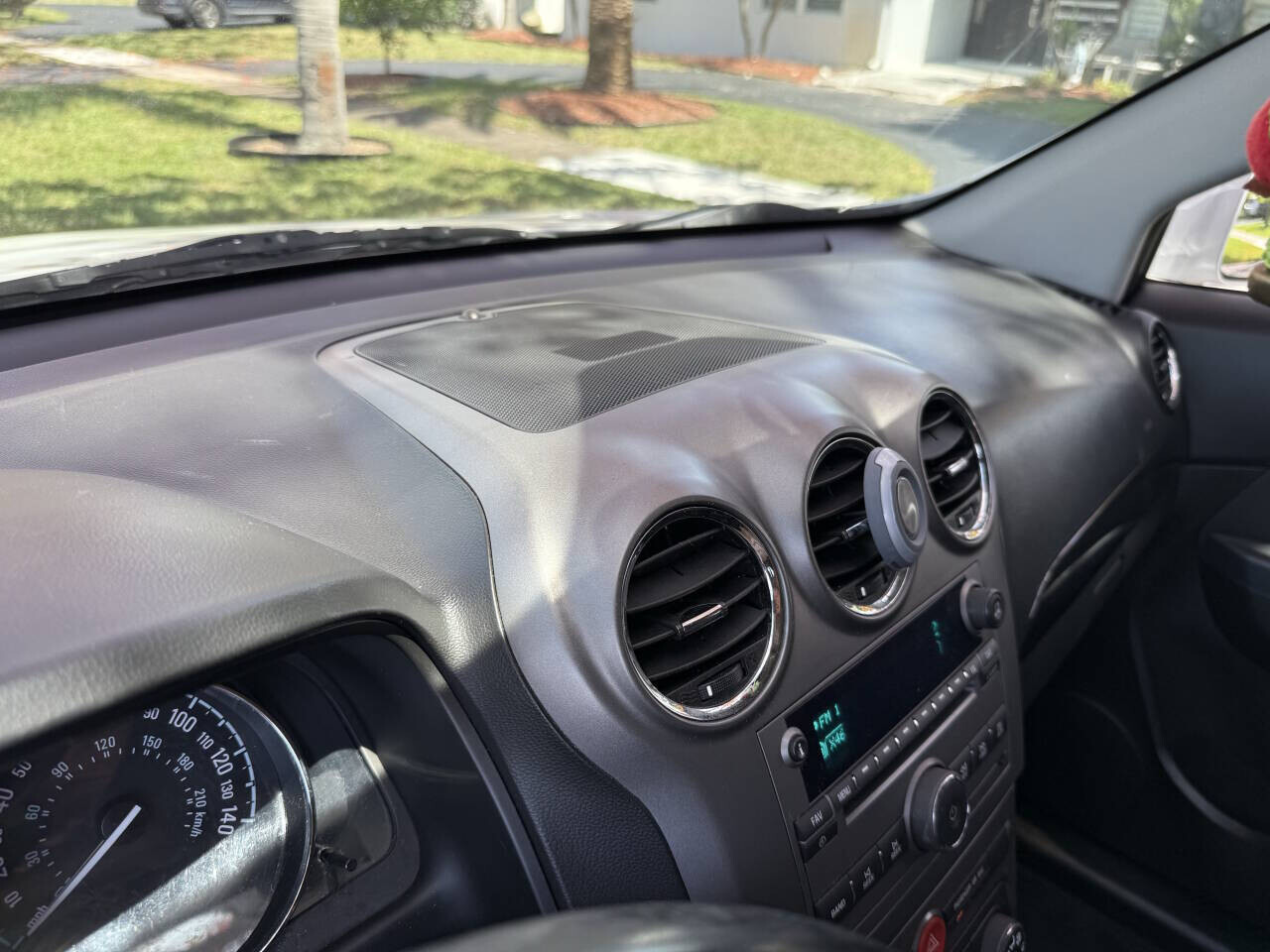 2013 Chevrolet Captiva Sport in Hollywood, FL 33023-1906 - 18024896 24