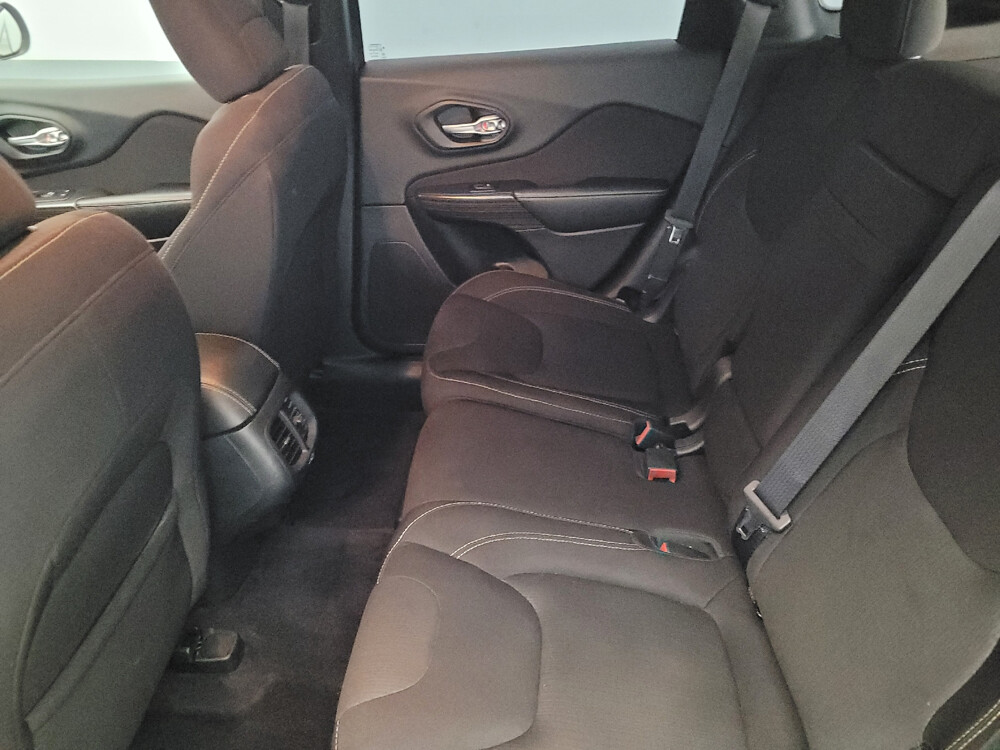 2016 Jeep Cherokee in Temple Hills, MD 20746 - 18025089 17