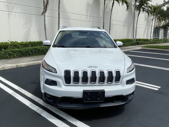 2014 Jeep Cherokee in Pompano Beach, FL 33064 - 18025135 5