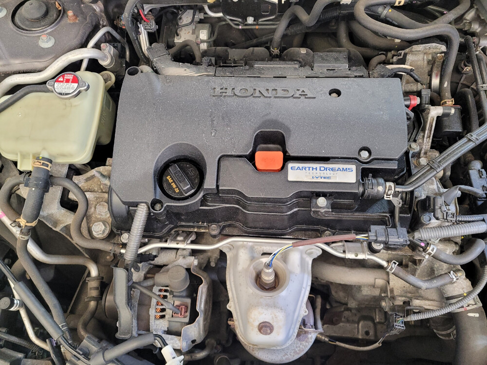 2016 Honda Civic in Miamisburg, OH 45342 - 18025259 30