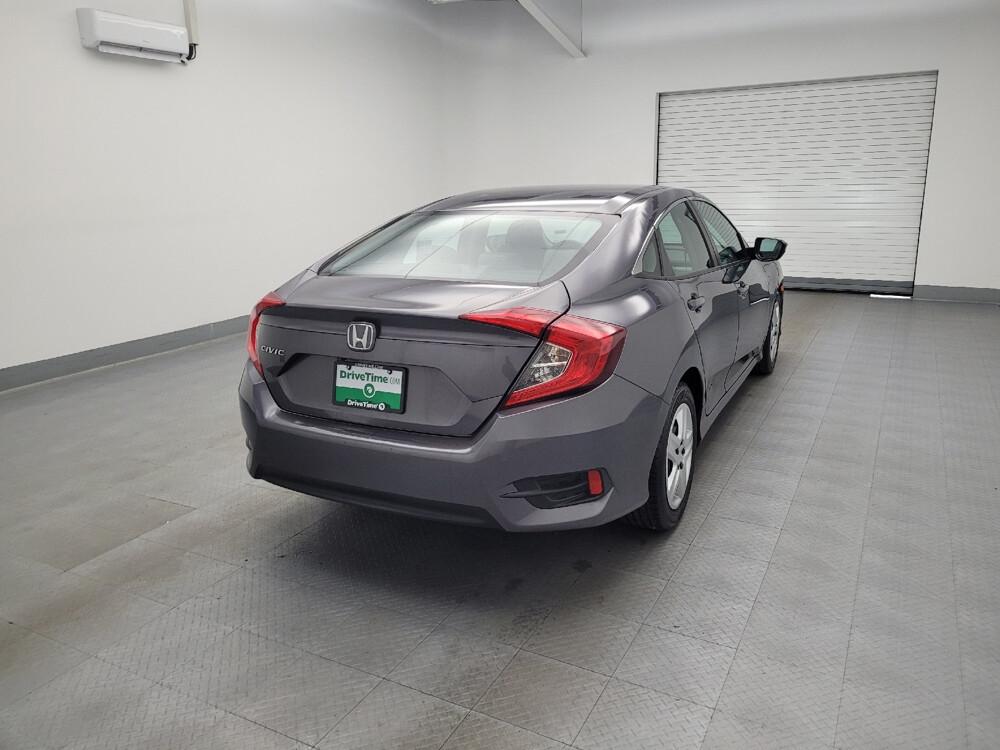 2016 Honda Civic in Miamisburg, OH 45342 - 18025259 9