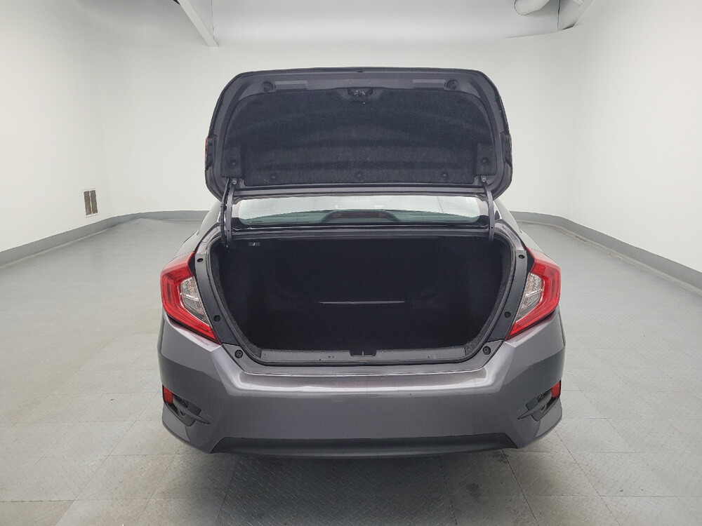 2016 Honda Civic in Miamisburg, OH 45342 - 18025259 29