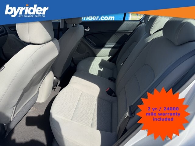 2015 Kia Forte in Conway, AR 72032 - 18025618 6