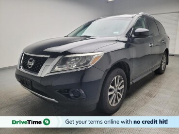 2016 Nissan Pathfinder in St. Louis, MO 63136
