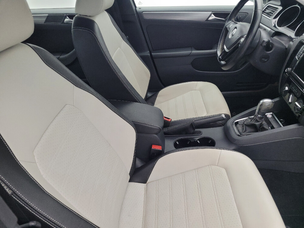 2016 Volkswagen Jetta in Tallahassee, FL 32304 - 18026110 21