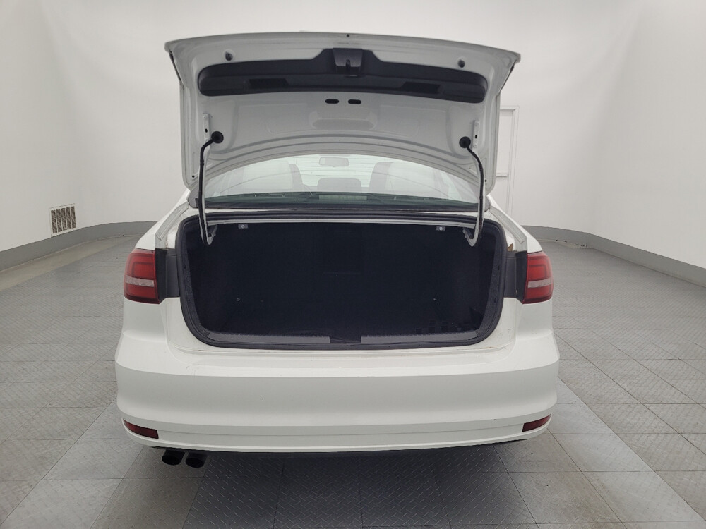 2016 Volkswagen Jetta in Tallahassee, FL 32304 - 18026110 29