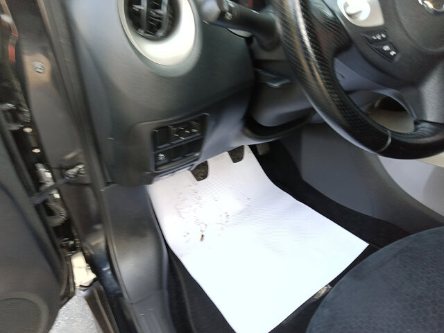 2011 Nissan Juke in DuBois, PA 15801 - 18026677 12