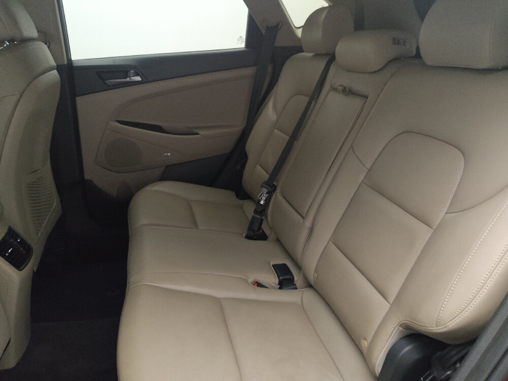 2017 Hyundai Tucson in Gainesville, FL 32609 - 18027151 18