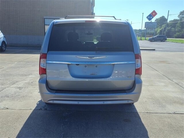 2015 Chrysler Town & Country in Troy, IL 62294-1376 - 18027470 26