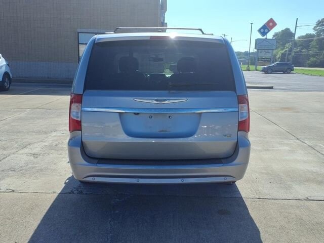 2015 Chrysler Town & Country in Troy, IL 62294-1376 - 18027470 26